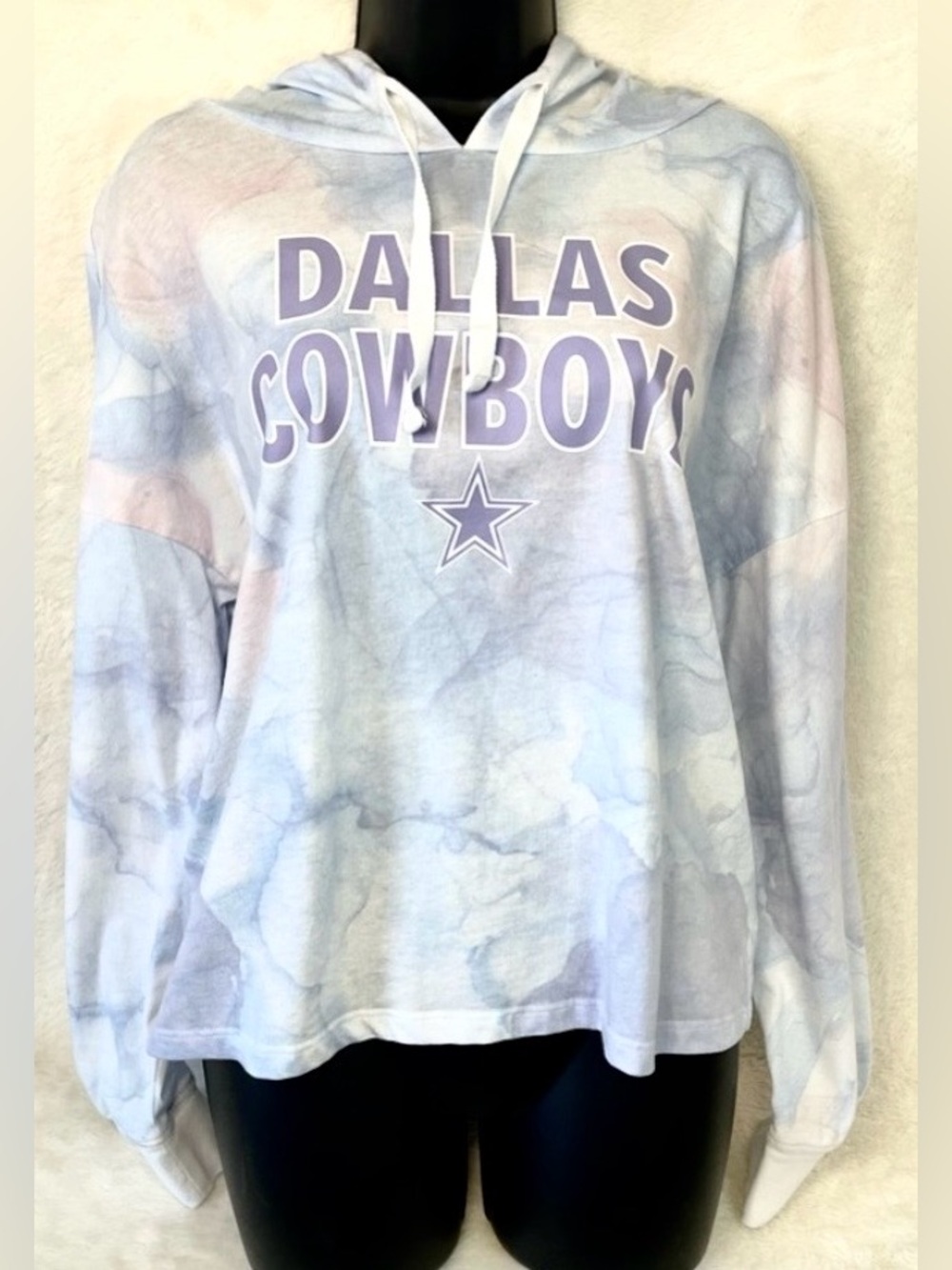 Dallas Cowboys Women’s Large Tie Dye Lightweight Hooded Tee NFL Shirt